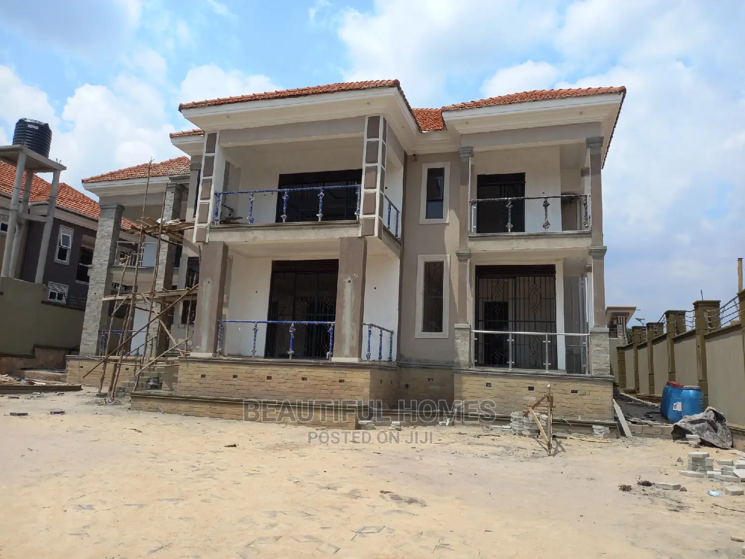 Furnished 6bdrm Duplex in Najjera, Central Division for sale