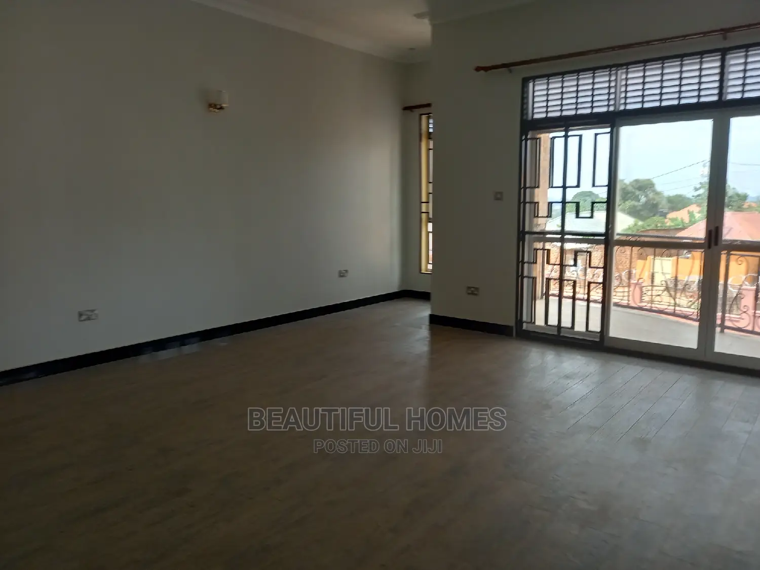 Furnished 6bdrm Duplex in Kyanja Wealthy, Nakawa for sale