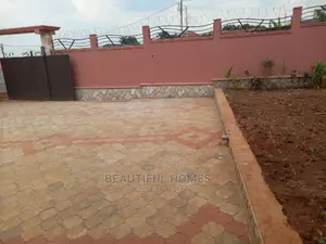 Furnished 6bdrm Duplex in Kyanja Wealthy, Nakawa for sale