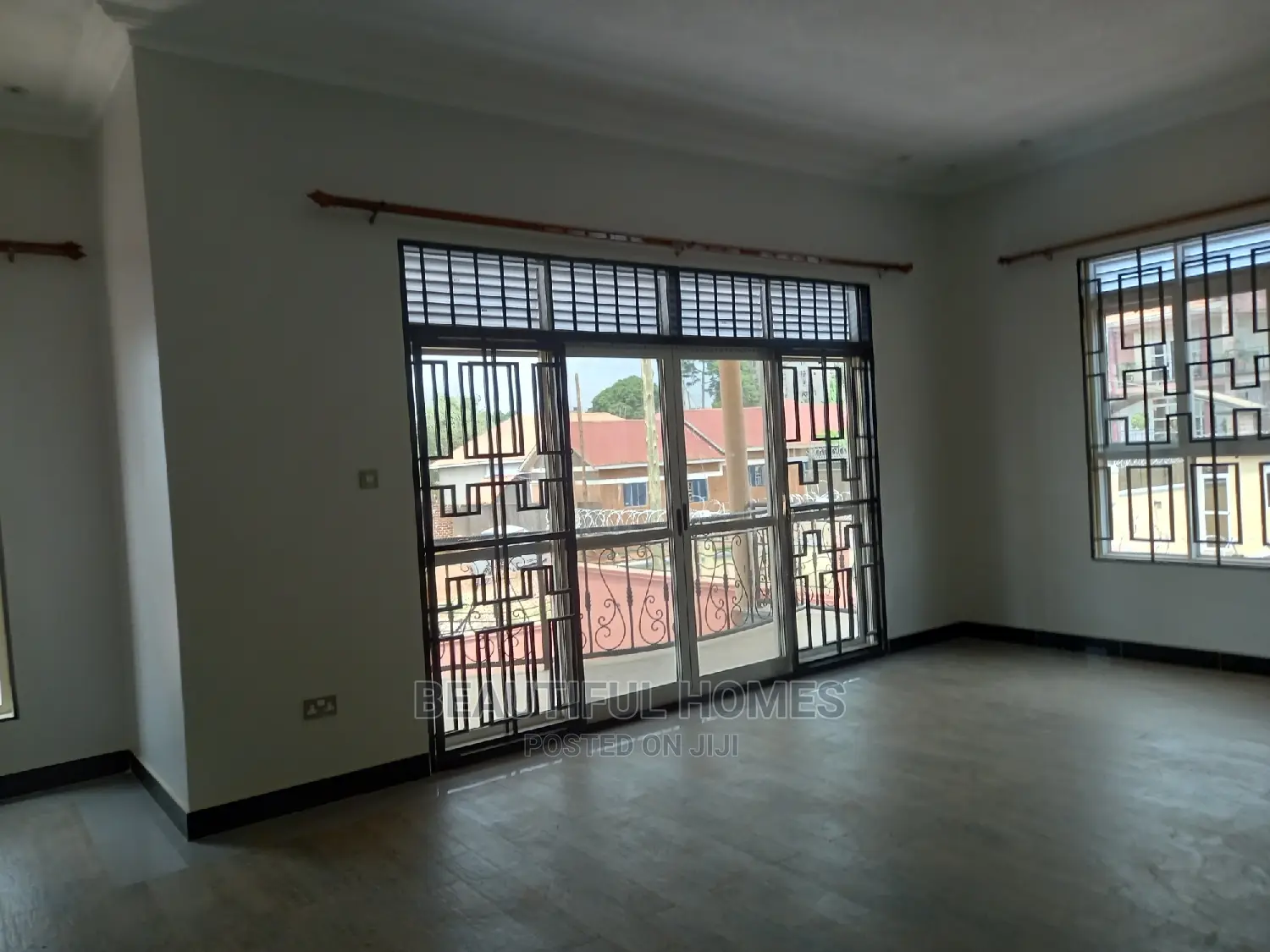 Furnished 6bdrm Duplex in Kyanja Wealthy, Nakawa for sale