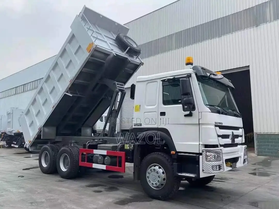 Hire Sinotrucks and Heavy Machines Eg Excavators,Graders Etc