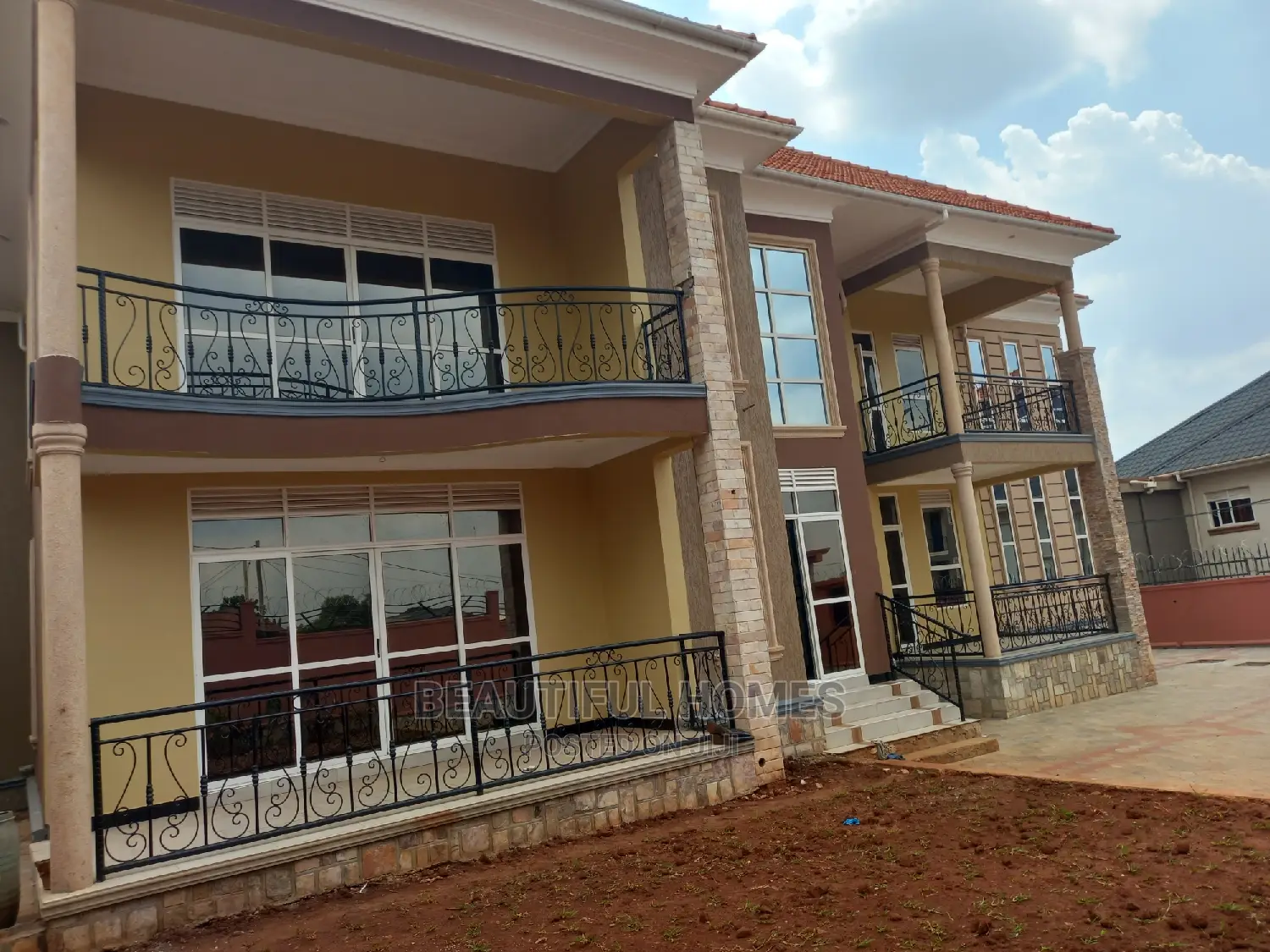 Furnished 6bdrm Duplex in Kyanja Posh, Nakawa for sale