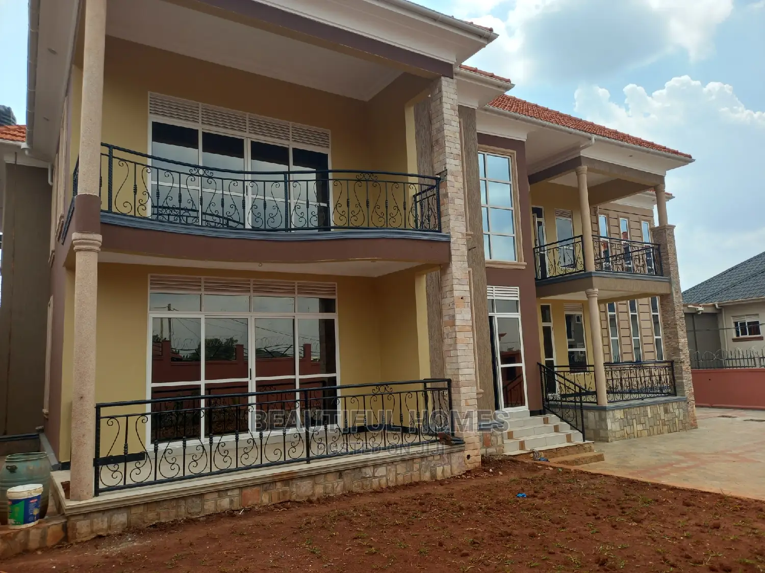 Furnished 6bdrm Duplex in Kyanja Posh, Nakawa for sale