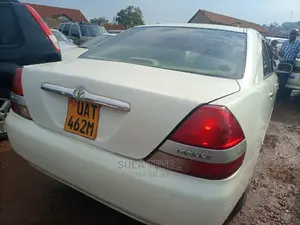 Toyota Mark II 2.0 AWD 2002 White