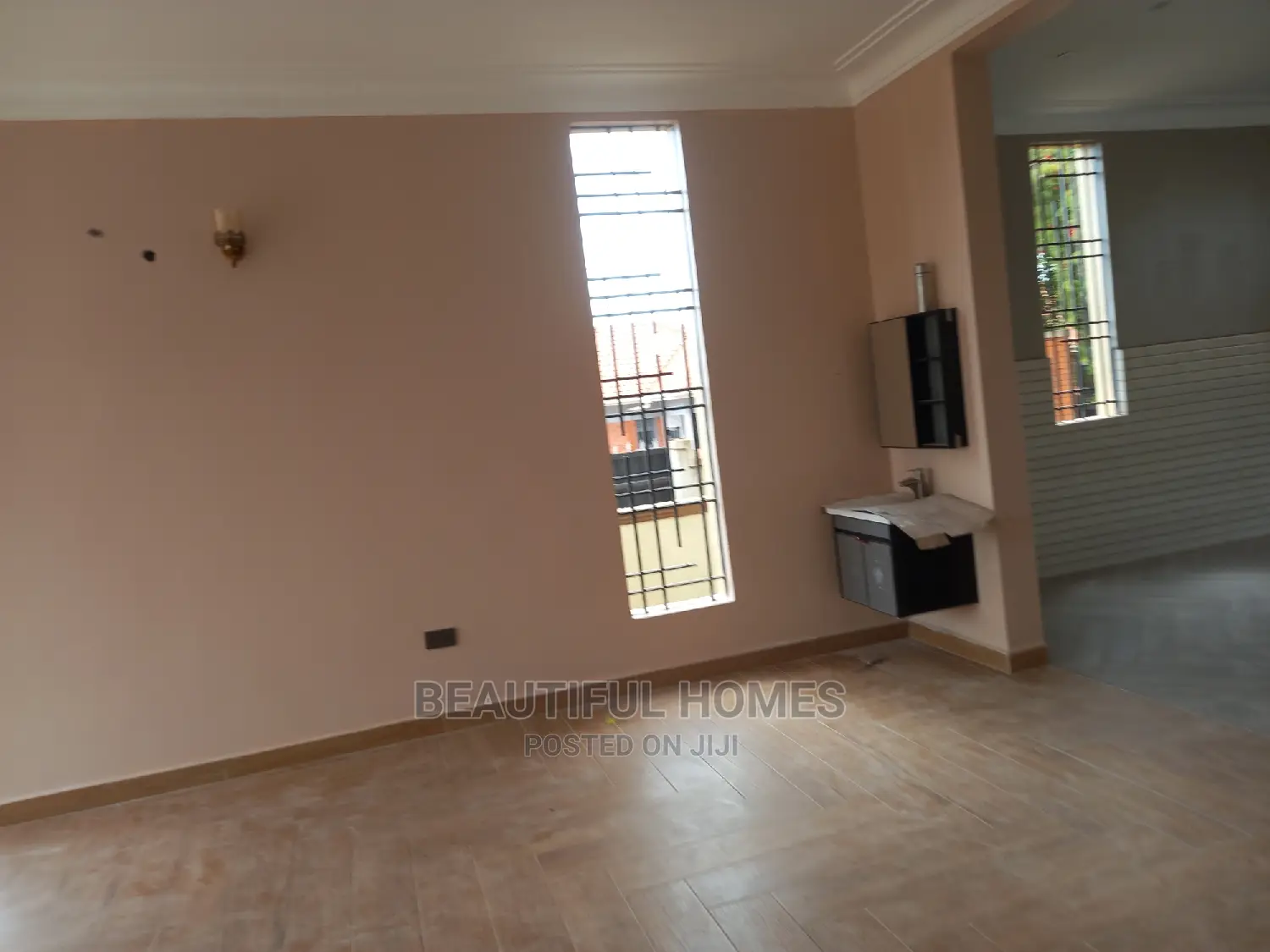Furnished 6bdrm Mansion in Kyanja Gated Estate, Nakawa for sale