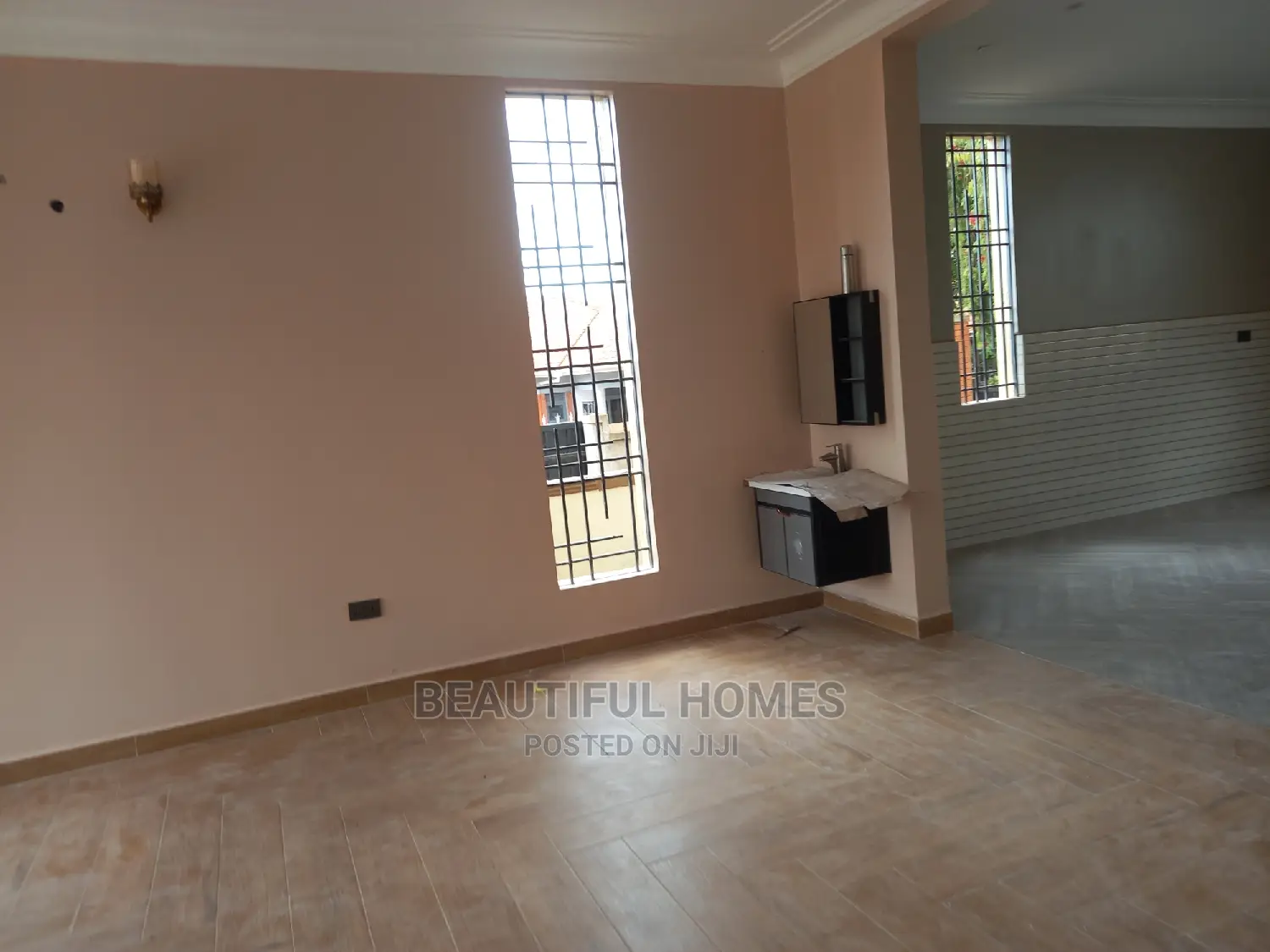 Furnished 6bdrm Mansion in Kyanja Gated Estate, Nakawa for sale