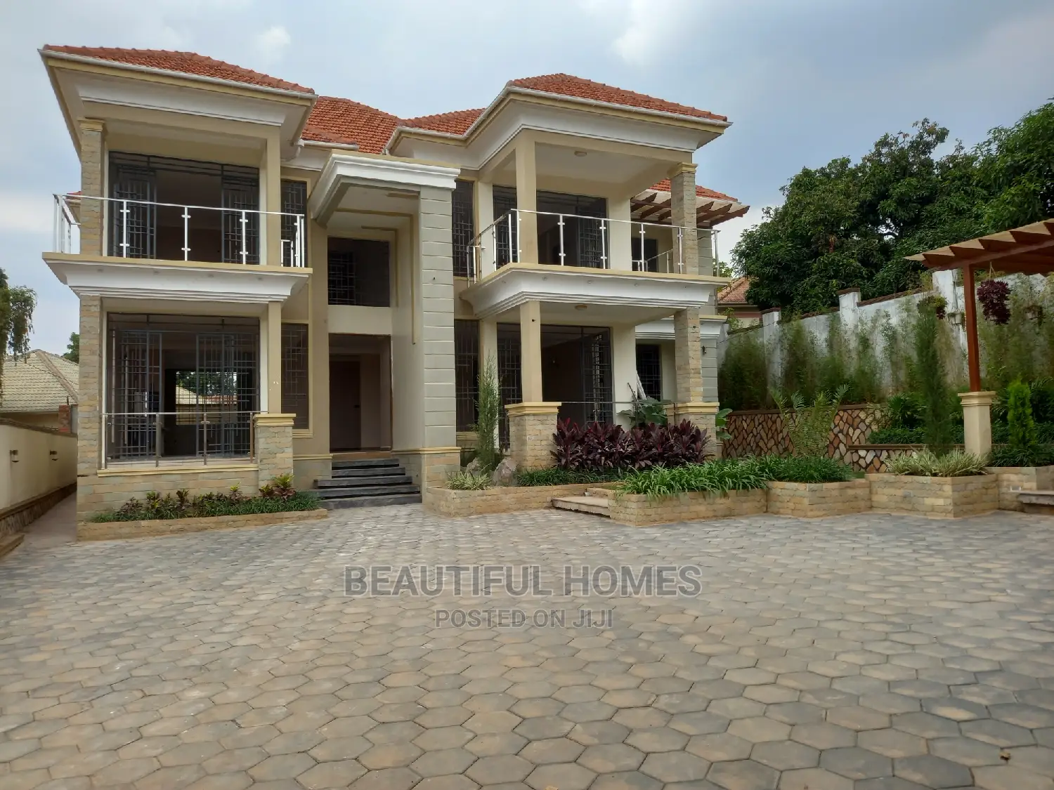 Furnished 6bdrm Mansion in Kyanja Gated Estate, Nakawa for sale