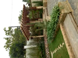Furnished 6bdrm Duplex in Kyanja All Tarmack, Nakawa for sale
