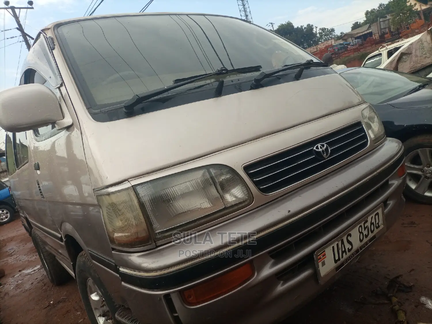 Toyota HiAce 1998 Grey