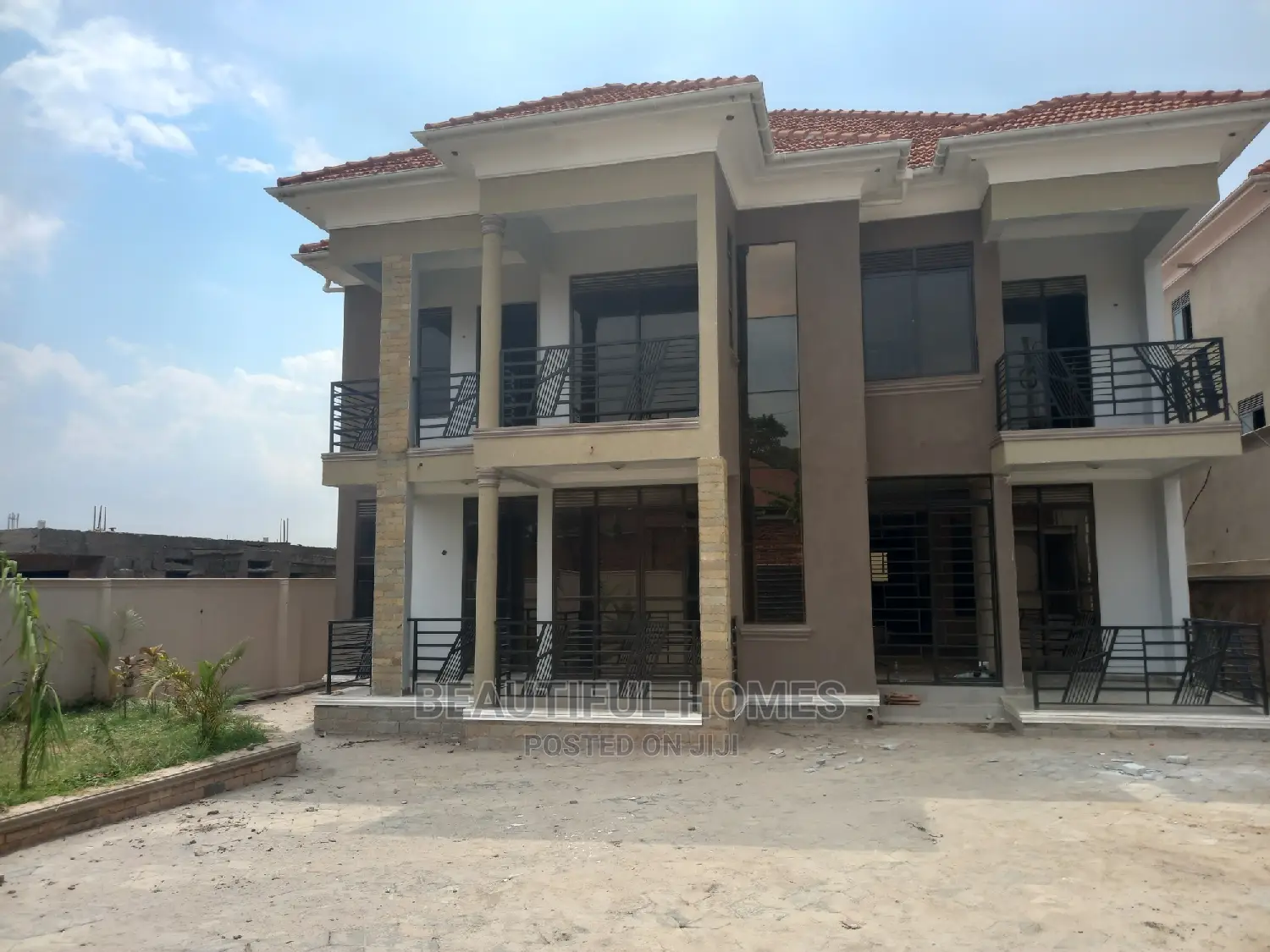 Furnished 6bdrm Mansion in Kyanja Tarmacked, Nakawa for sale