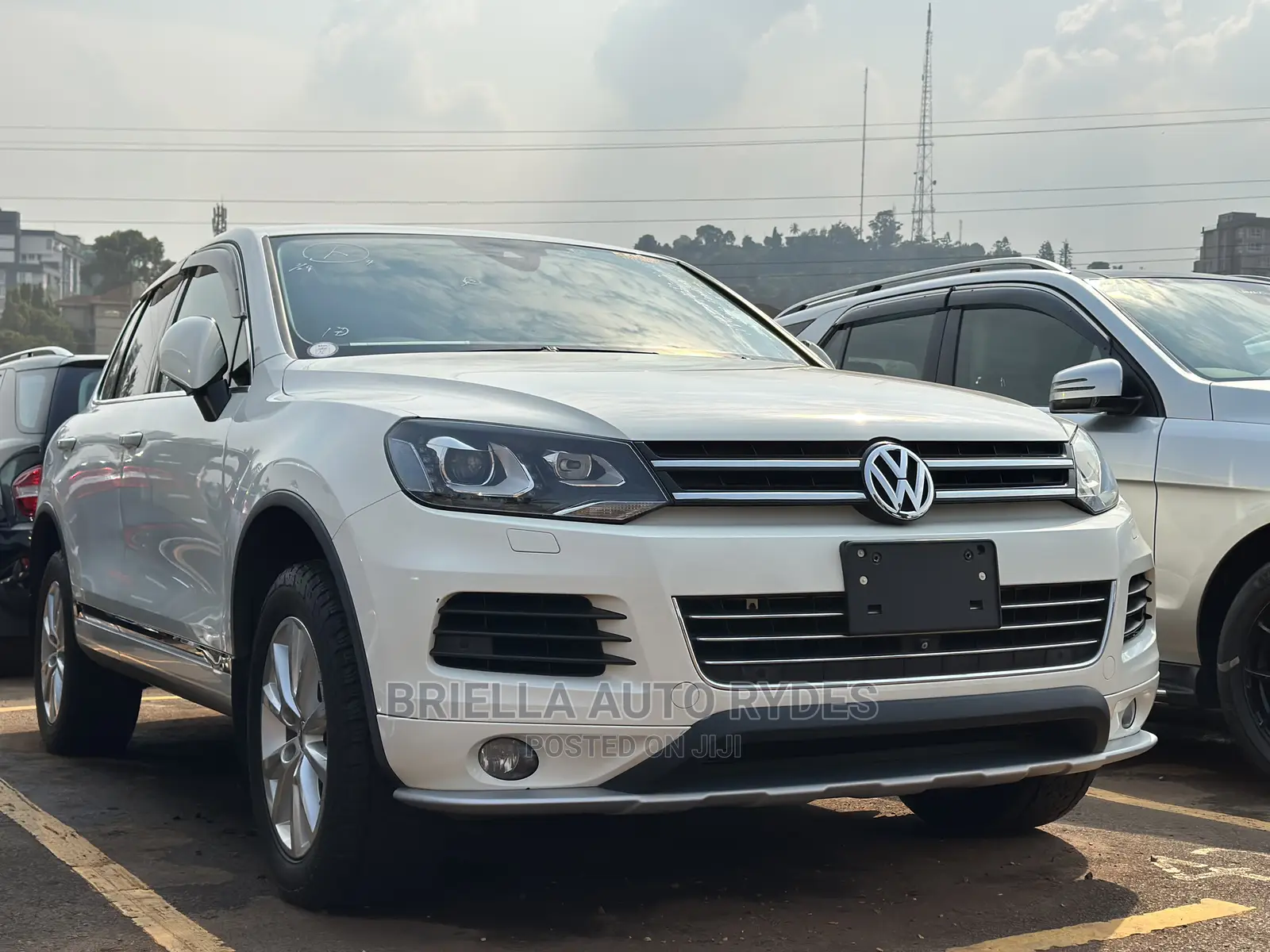 Volkswagen Touareg 2013 White