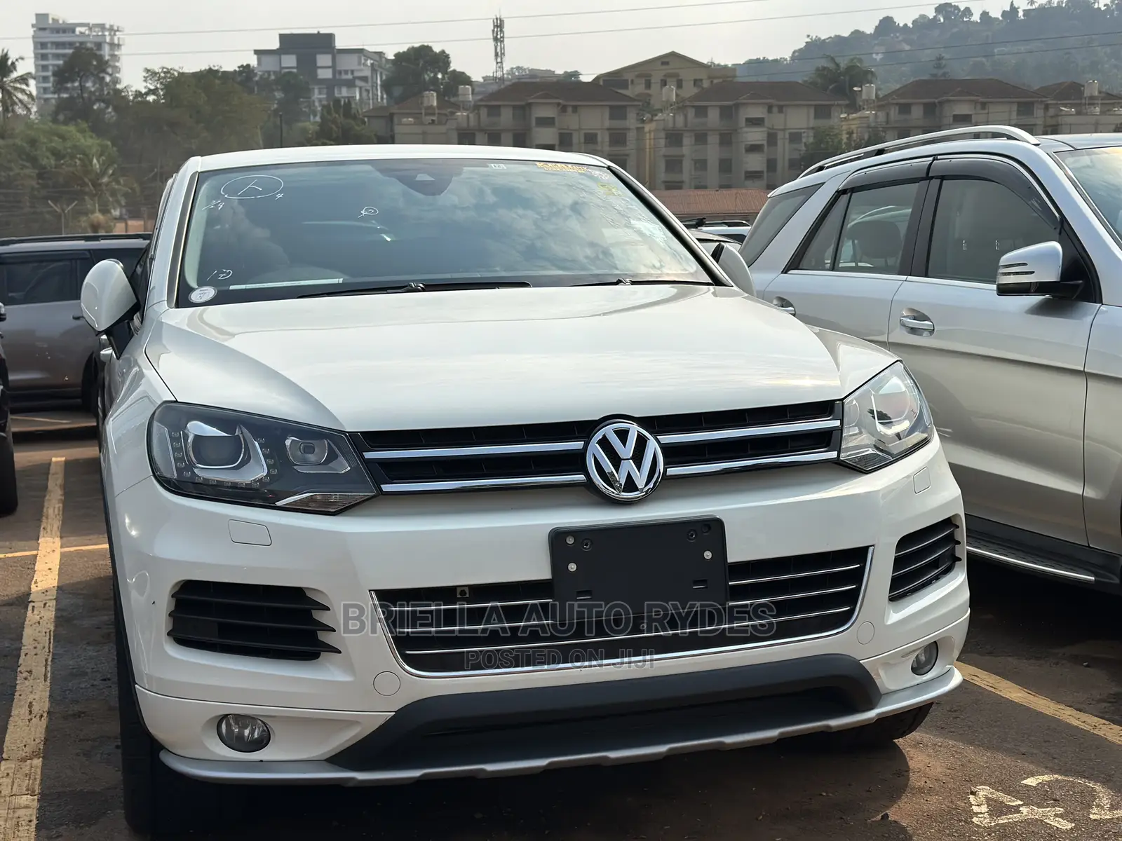 Volkswagen Touareg 2013 White