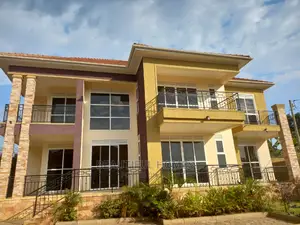 Furnished 6bdrm Duplex in Kira Tarmack for sale