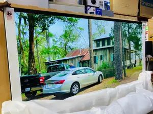 High End Samsung 85" Q70c Qled Tv 2023 Model