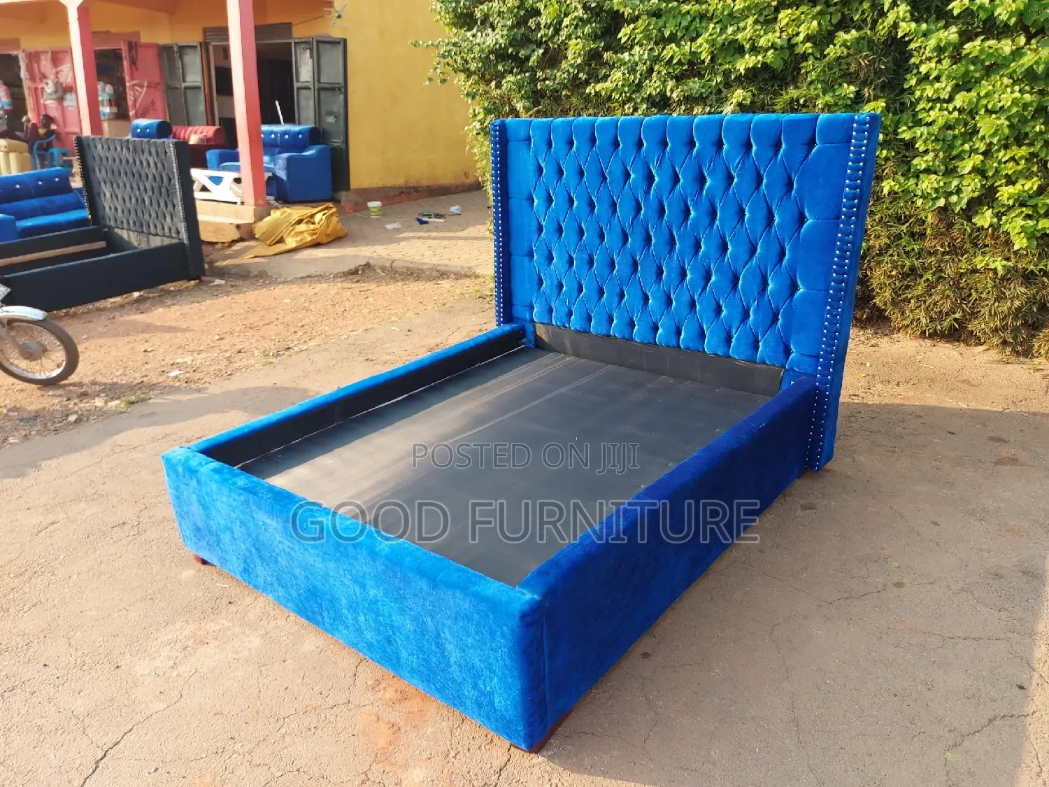 Lovely 5x6 Corporate Bed