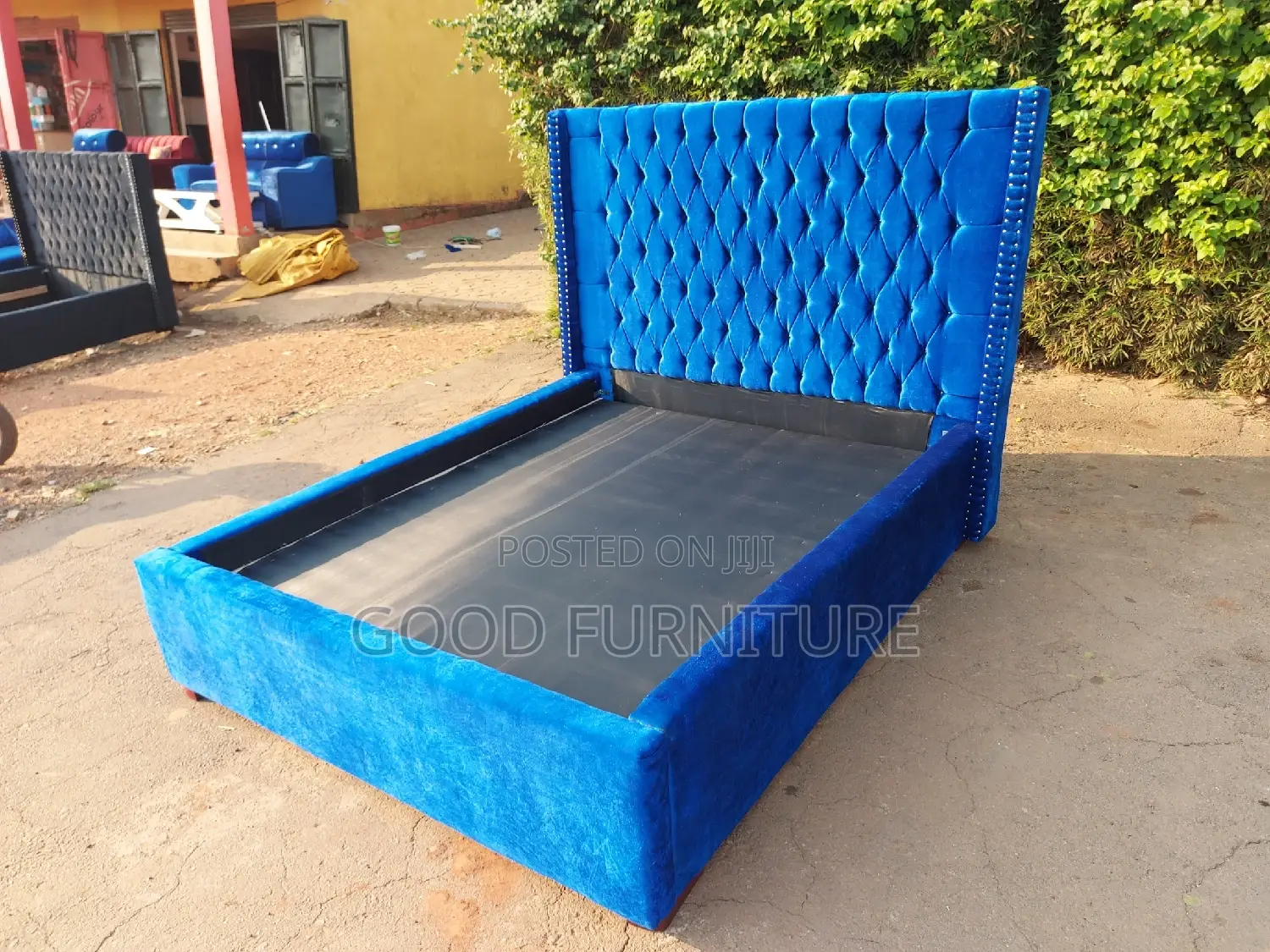 Lovely 5x6 Corporate Bed