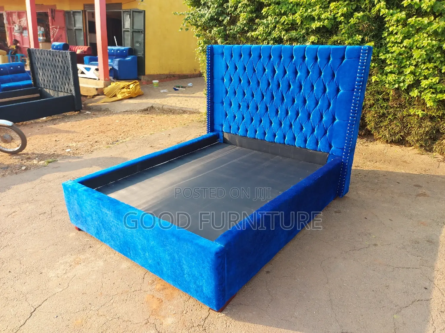 Lovely 5x6 Corporate Bed