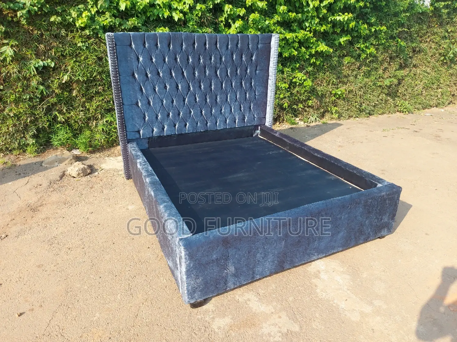 Amazing 5X6 Corporate Bed