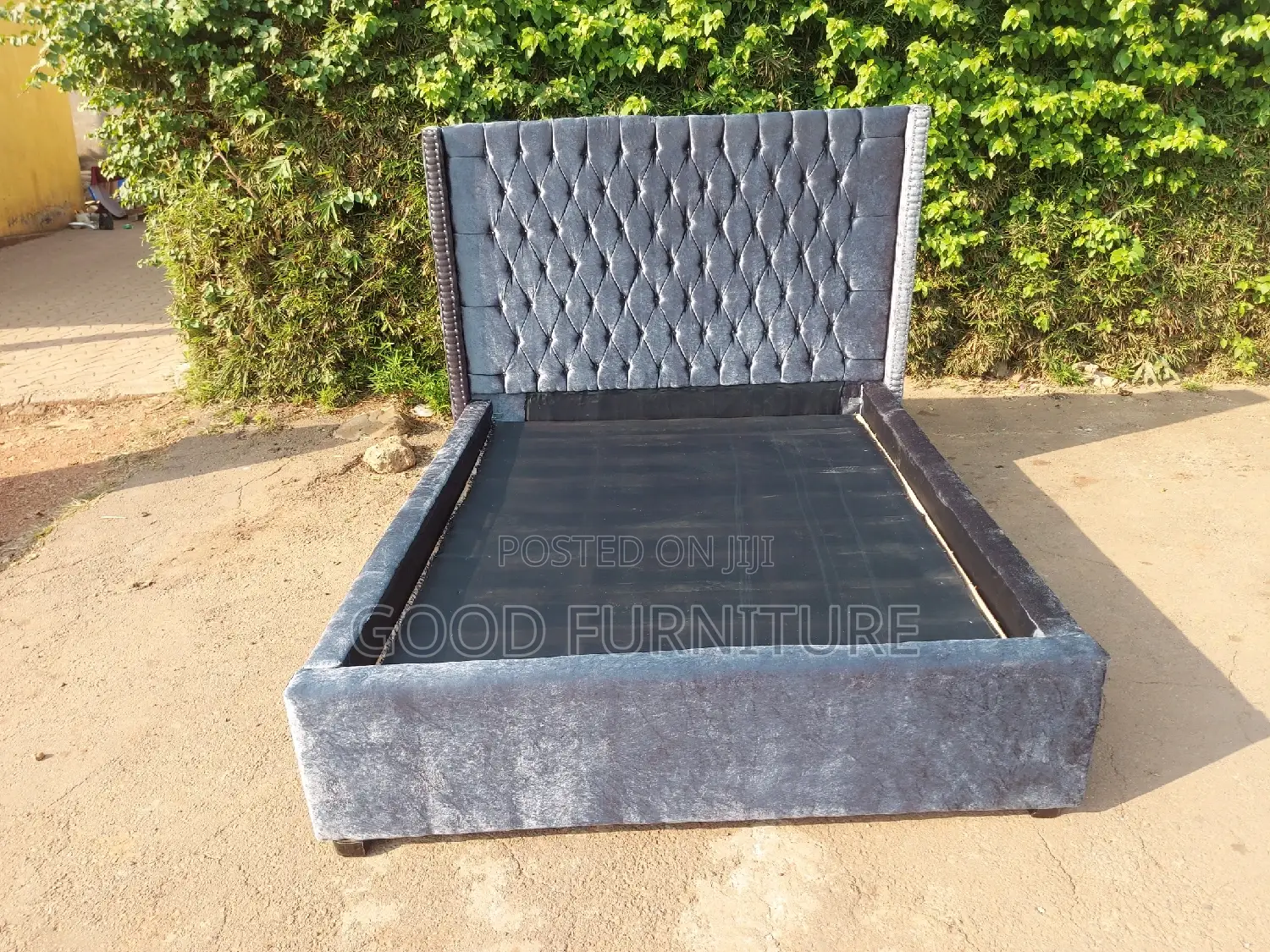 Amazing 5X6 Corporate Bed