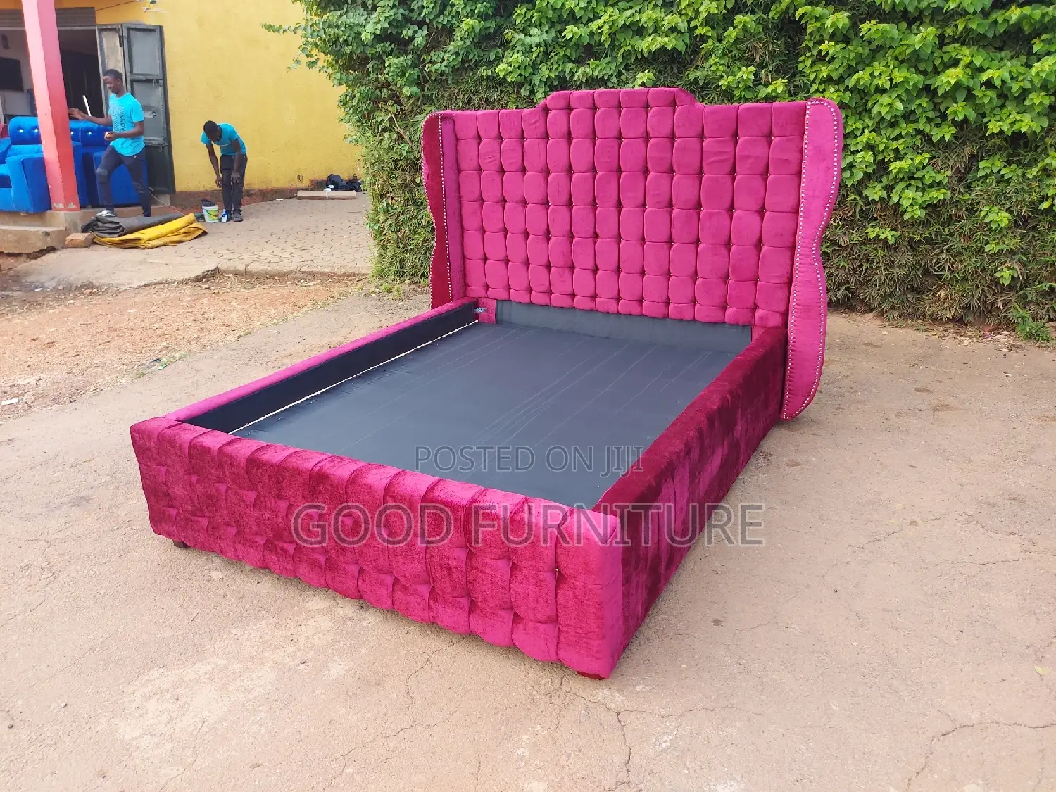 Stunning 5X6 King-Type Bed