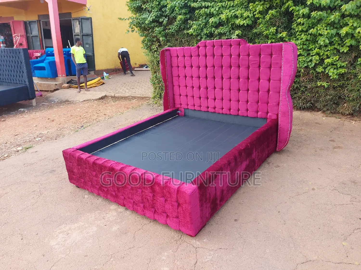 Stunning 5X6 King-Type Bed