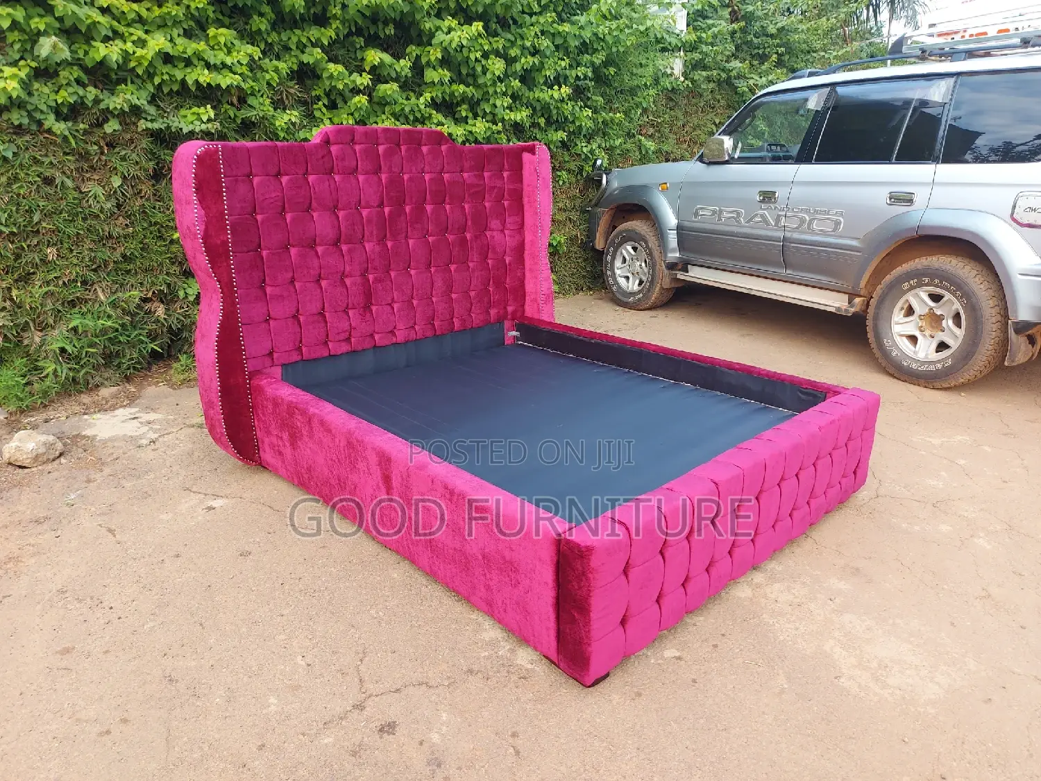Stunning 5X6 King-Type Bed