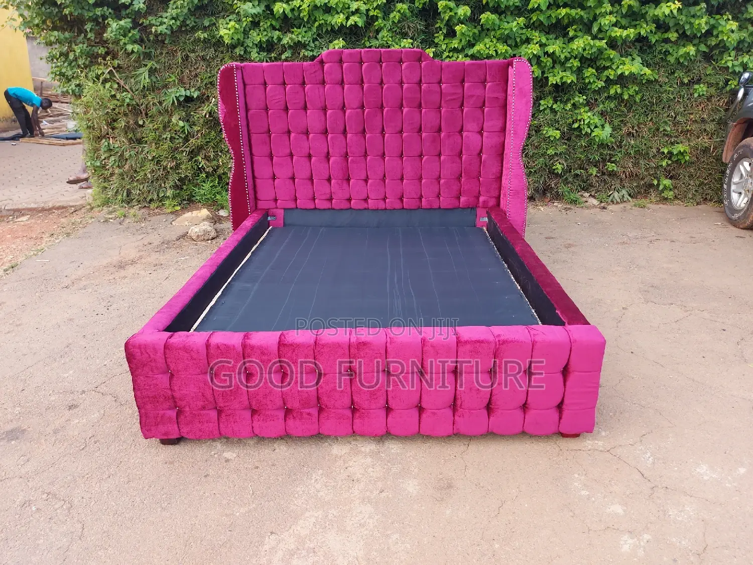 Stunning 5X6 King-Type Bed
