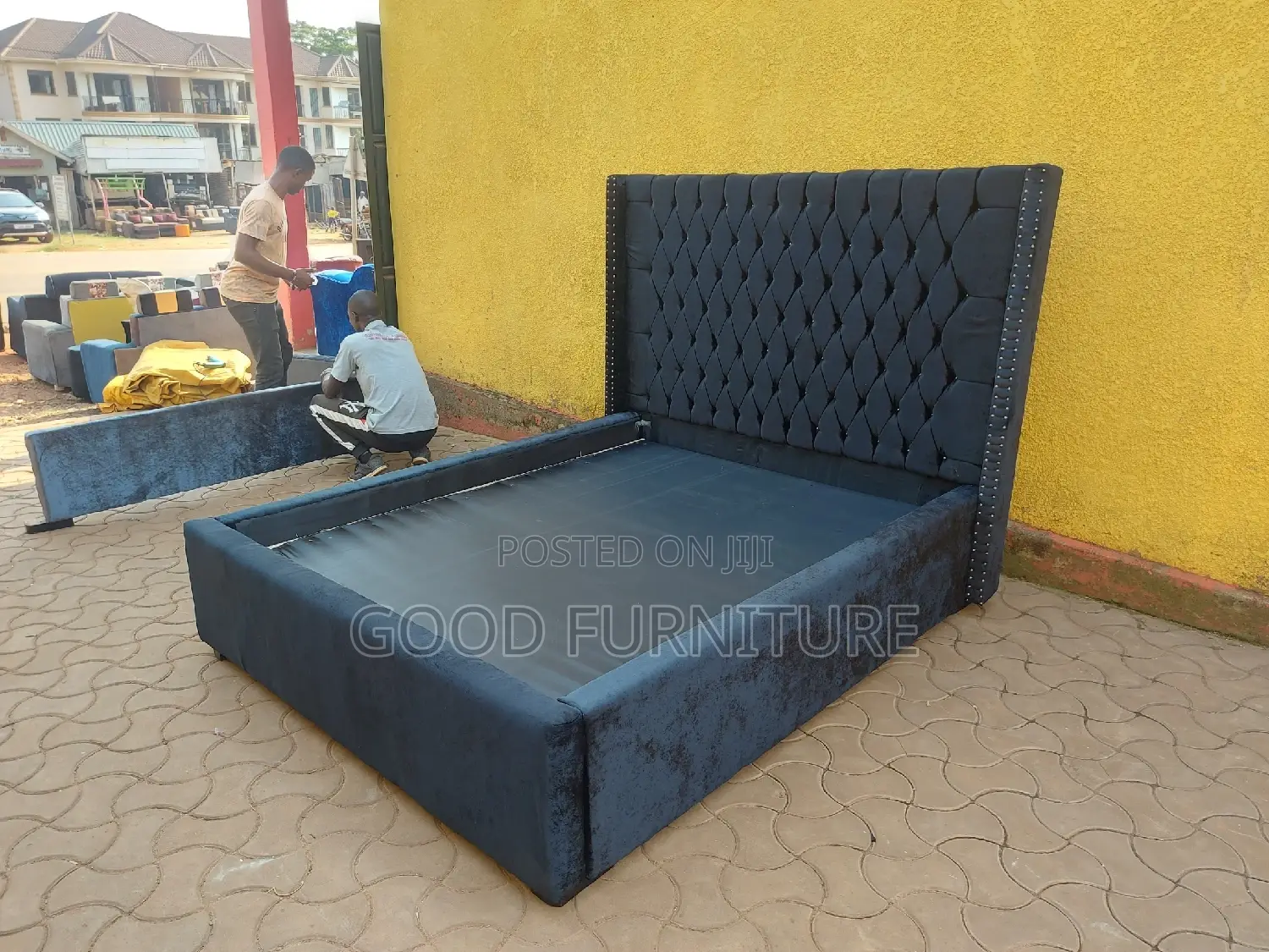 Beautiful Black 5X6 Corporate Bed