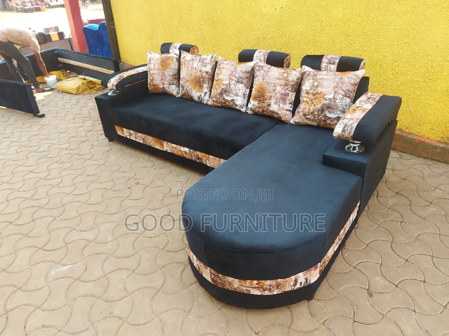 Lovely L.Sofa