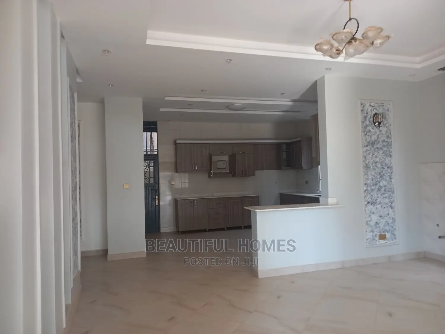 Furnished 6bdrm Duplex in Kira, Central Division for sale