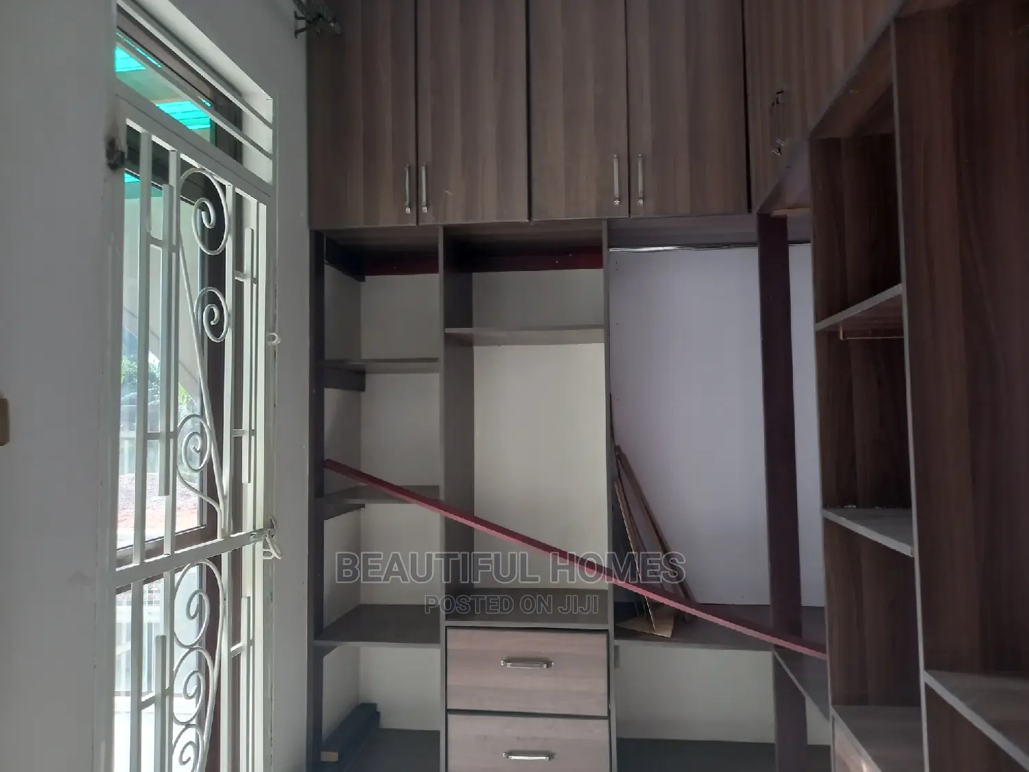 Furnished 6bdrm Duplex in Kira Town, Nakawa for sale