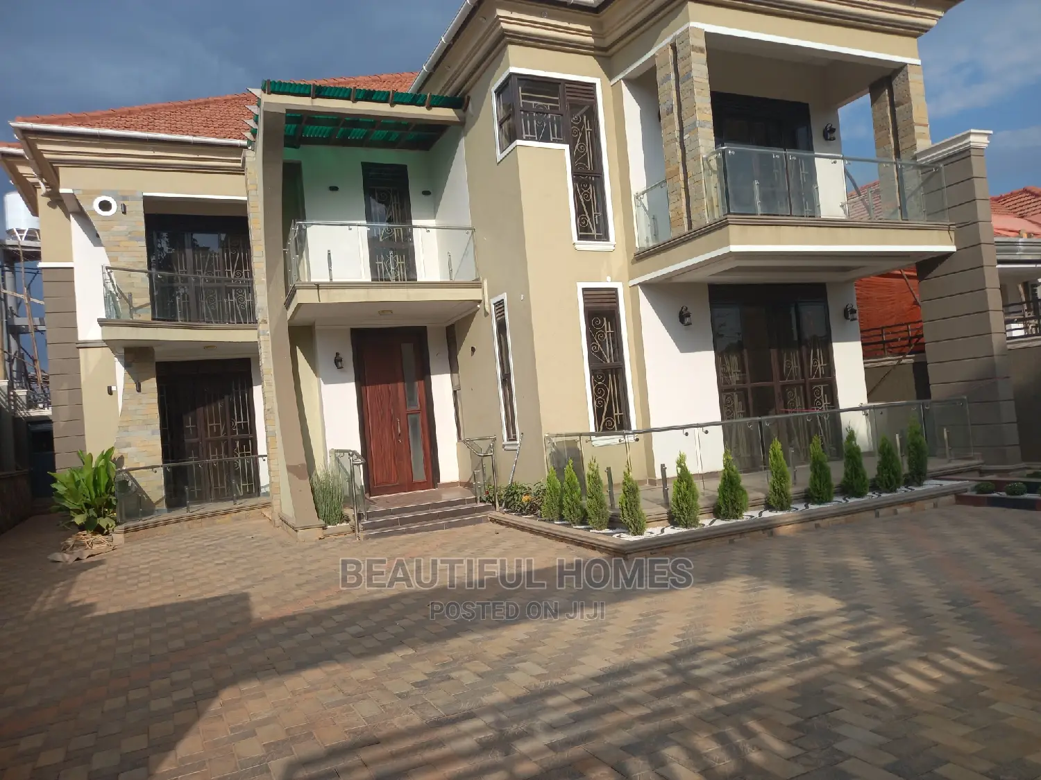 Furnished 6bdrm Duplex in Kira Town, Nakawa for sale