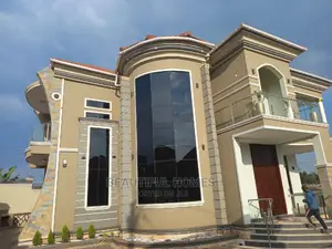 Furnished 6bdrm Duplex in Kira Five Star for sale