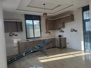 Furnished 6bdrm Mansion in Kira for sale
