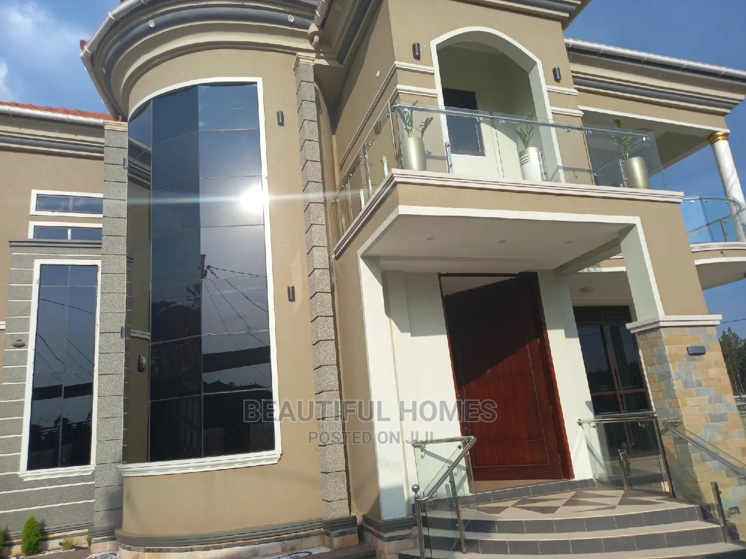 Furnished 6bdrm House in Kira for sale