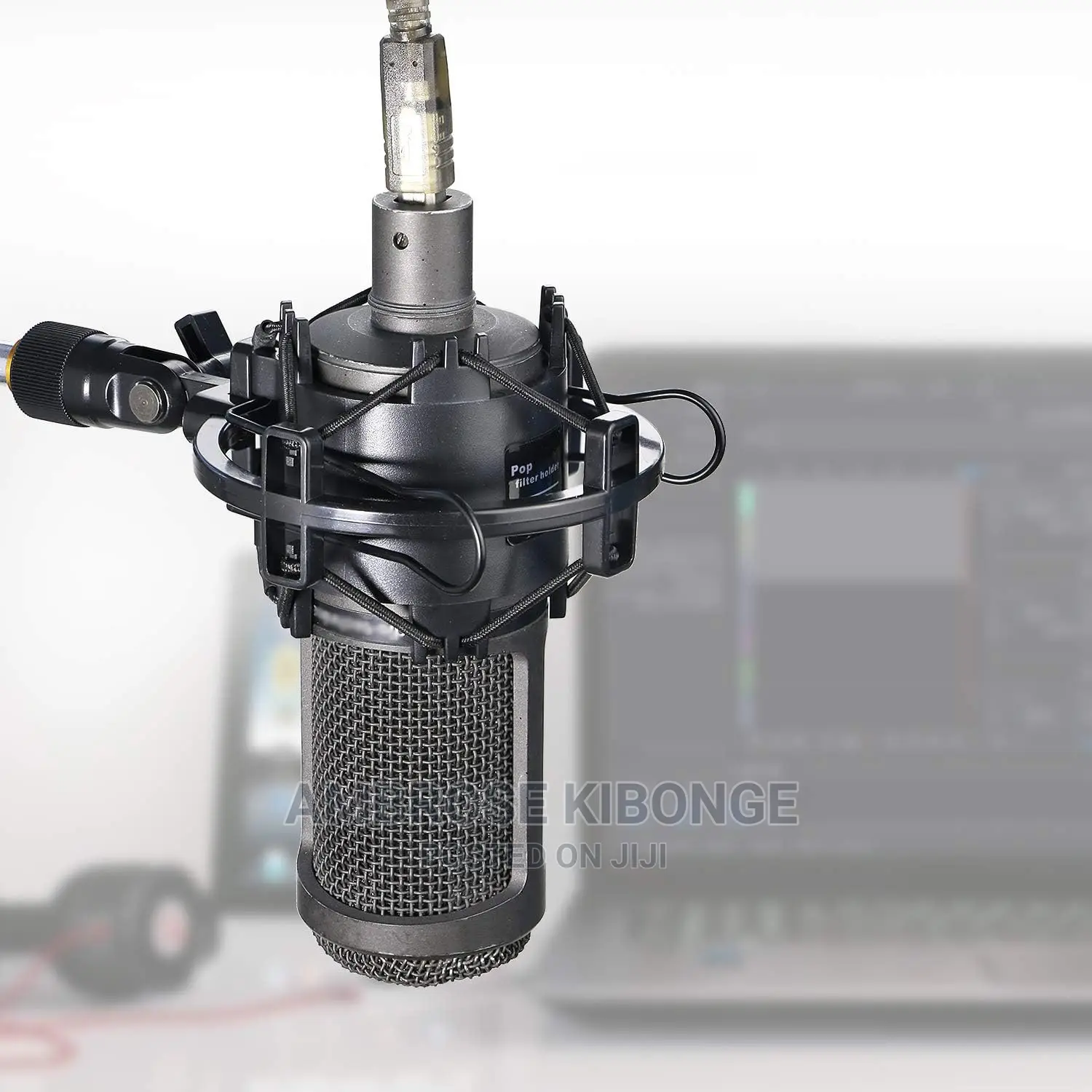 Anti Vibration Mic Clip Holder Shock Mount for Studio Mic.