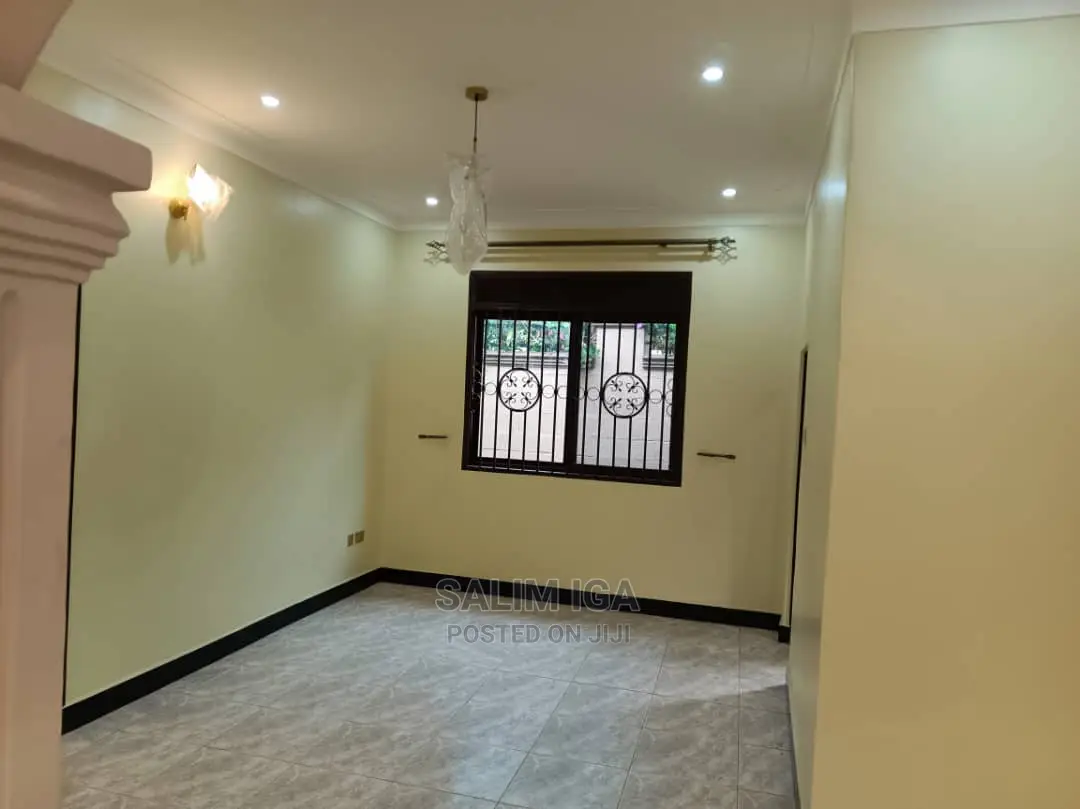 3bdrm Bungalow in Kololo Property, Central Division for rent