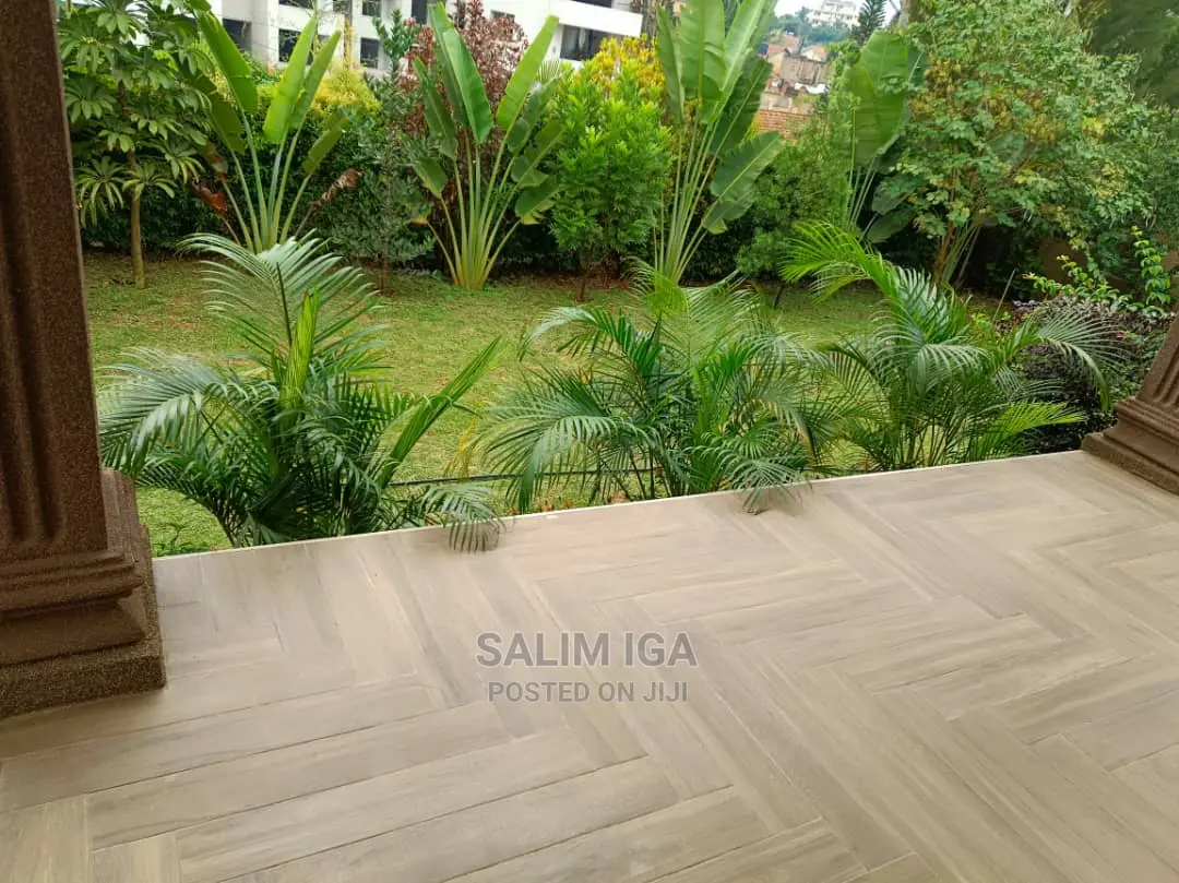 3bdrm Bungalow in Kololo Property, Central Division for rent