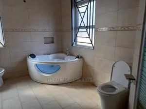 Furnished 6bdrm Duplex in Kira All Tarmack for sale