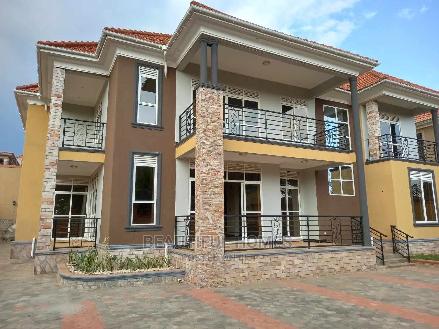 Furnished 6bdrm House in Kira First Class for sale