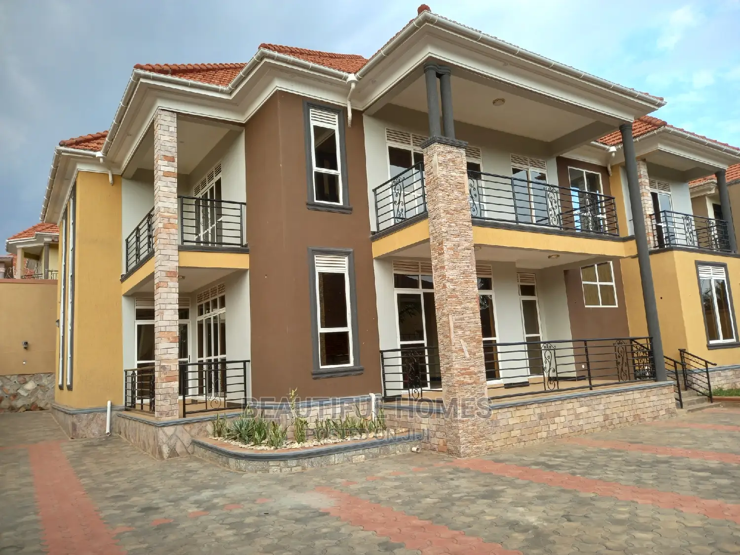 Furnished 6bdrm House in Kira First Class for sale