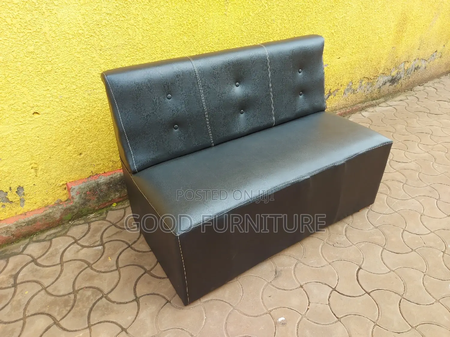 Black Leather Waiting Seat