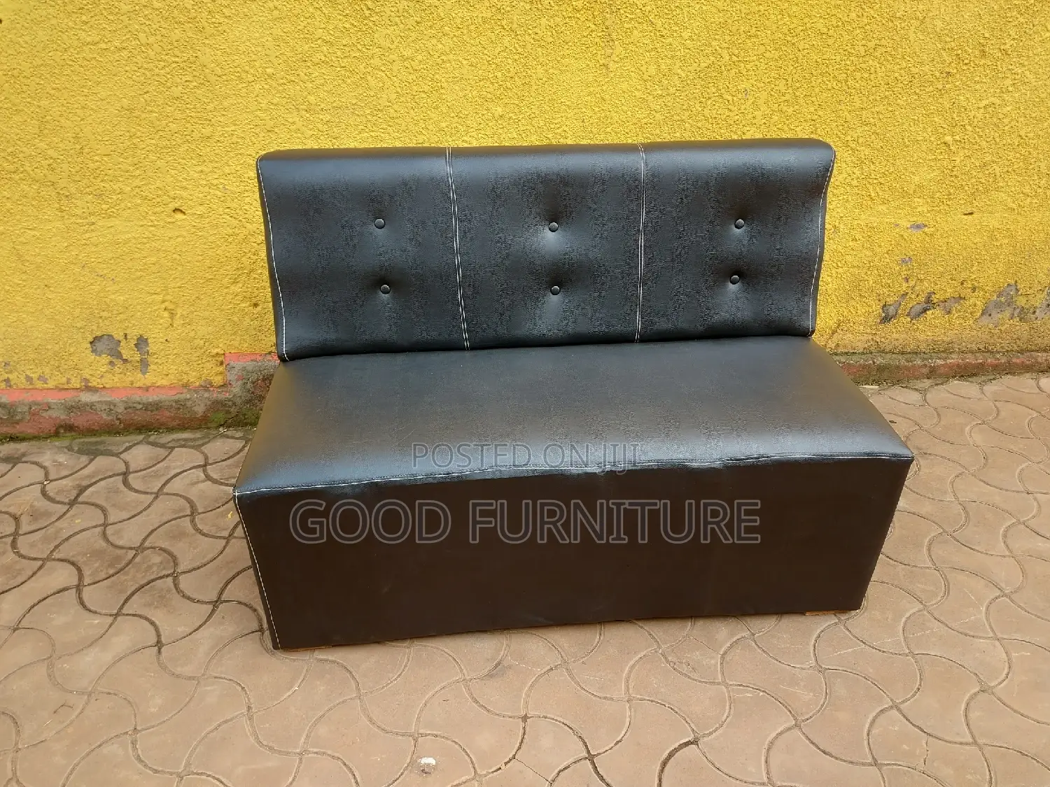 Black Leather Waiting Seat