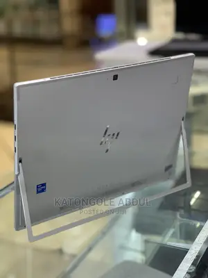 New Laptop HP Elite X2 1012 8GB Intel Core i5 SSD 256GB