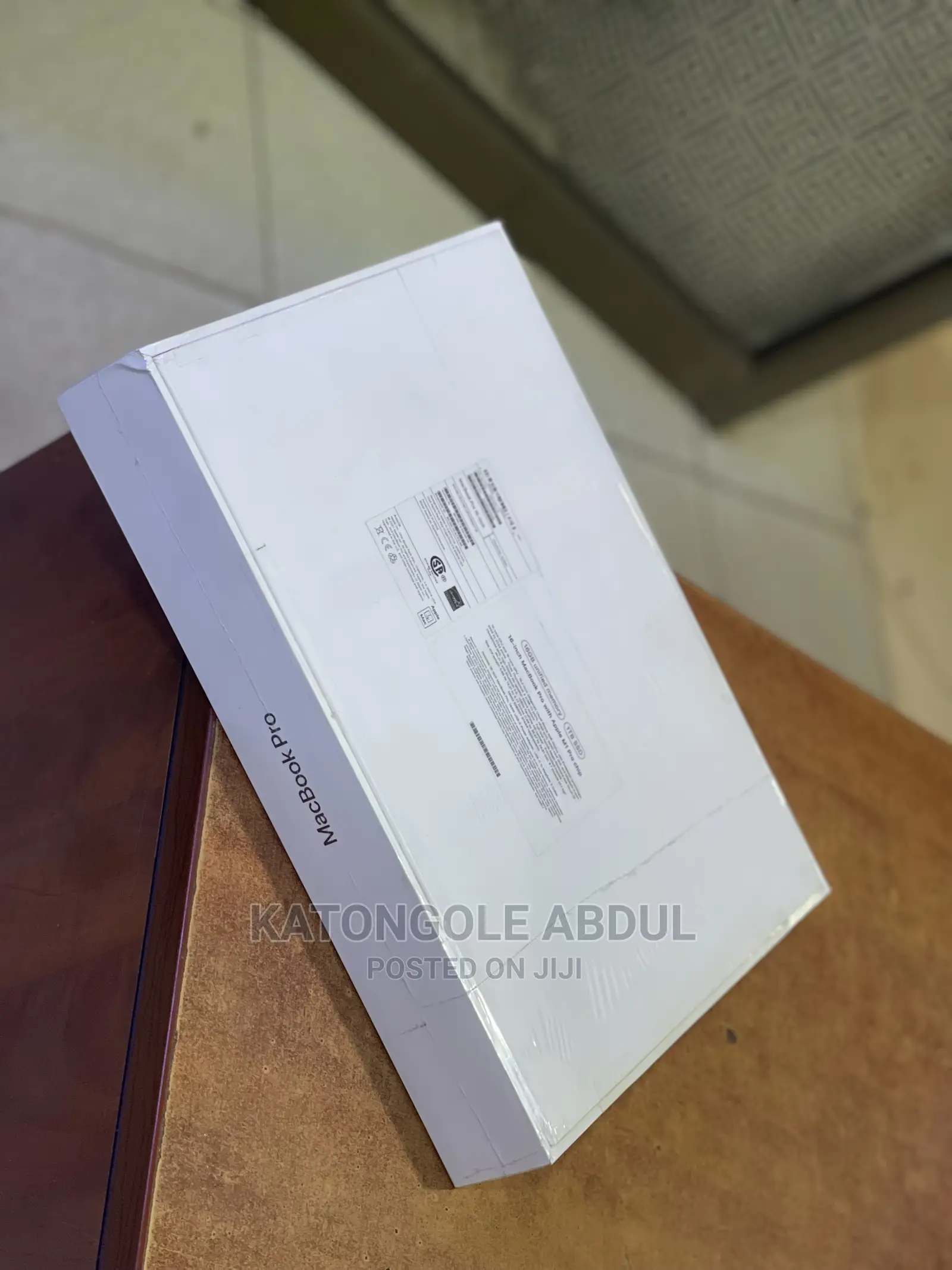 New Laptop Apple MacBook Pro 2023 M2 Max 16-Inch 16GB Apple M2 SSD 1T