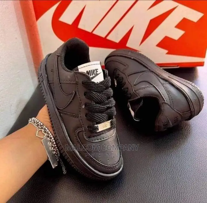 Nike Shoes UK for Kids