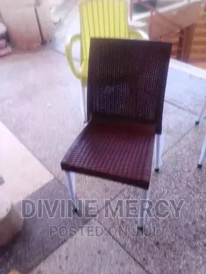 Armless Chair