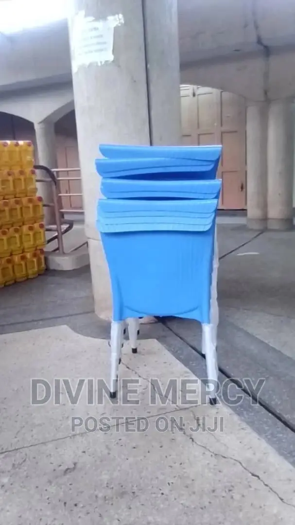 Amless Chair With Steel Legs