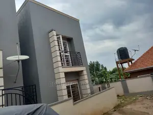 Furnished 4bdrm Duplex in Kira Tarmack for sale