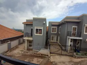 Furnished 4bdrm Duplex in Kira Tarmack for sale